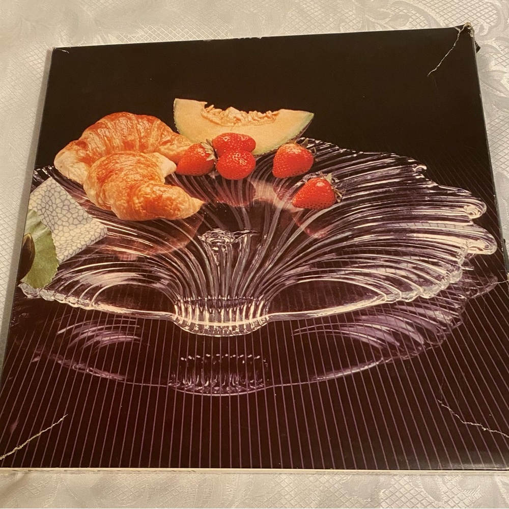 Vintage Mikasa Crystal Seascape Glass Footed Cake Plate